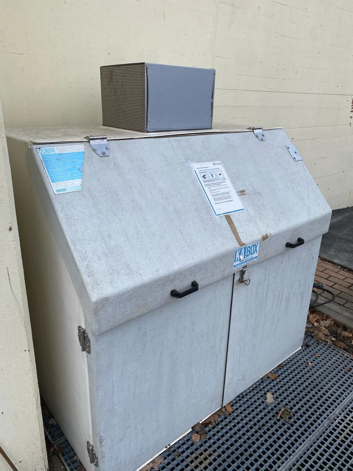 Änderung Öffnungszeiten Konfiskatbehälter